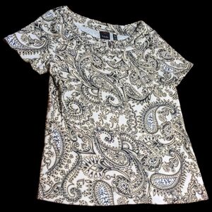 Ladies Rafaella Medium Black White & Cream Paisley Print Buckle Accent Top